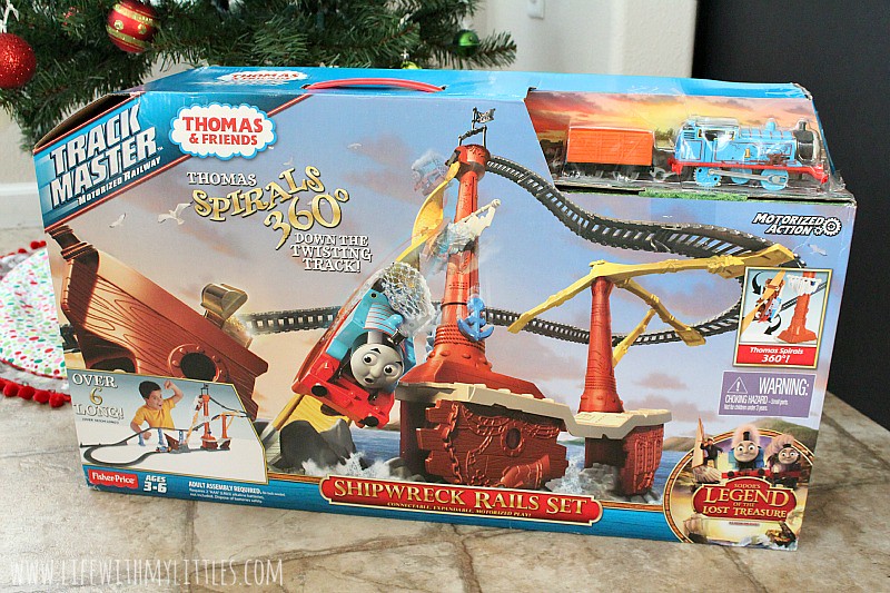 If you're still looking for a gift for your little engineer this Christmas, look no further! Thomas & Friends always makes the best Christmas gift for little boys!