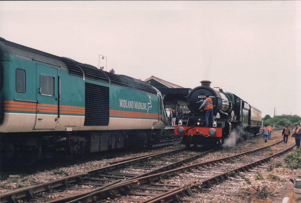 Midland Mainline meets the King Par, 30th May 1998.