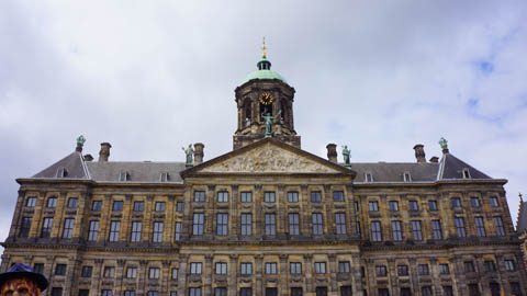 Explore the Royal Palace Amsterdam and Dam Square