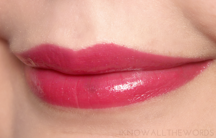 Yves Rocher Holiday 2015 Radiant Lip Pencil Shimmering Purple (3)