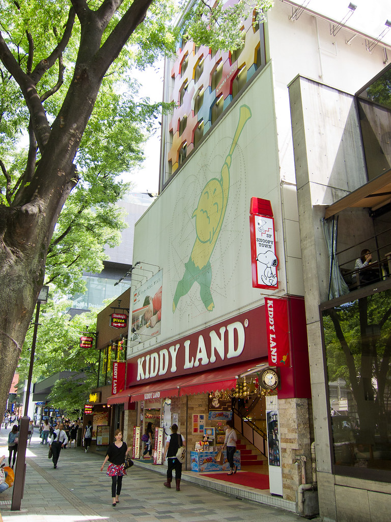 KiddyLand-Omotesando-2010