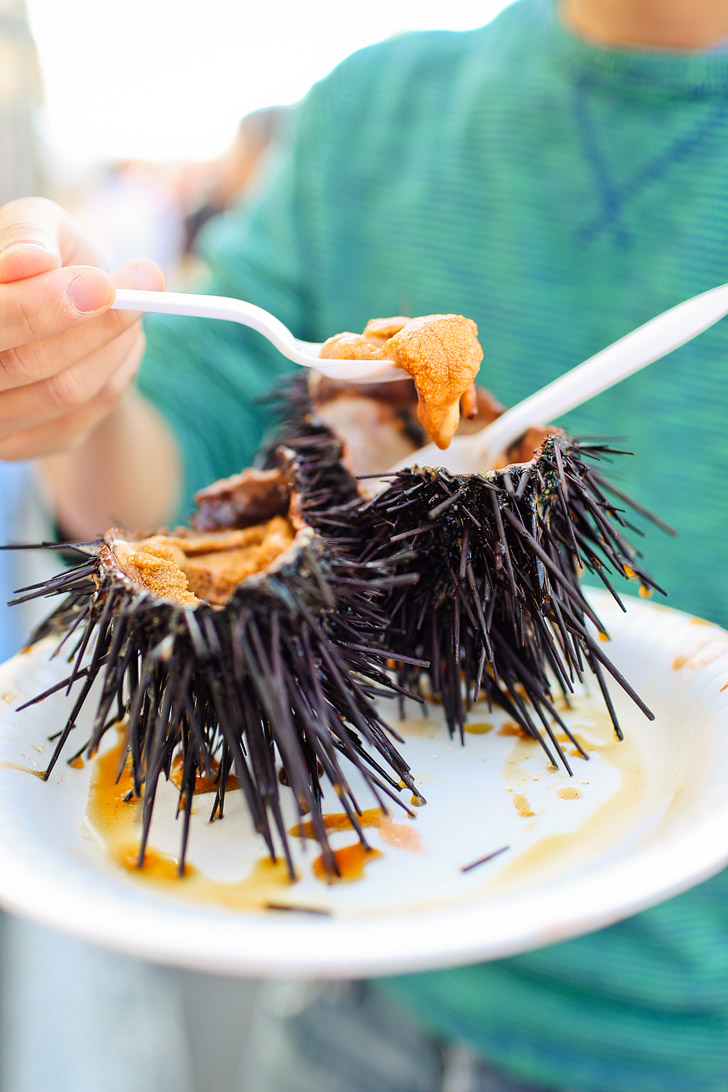 Poppa's Fresh Fish - Eating Fresh Sea Urchin at Hillcrest Farmers Market San Diego