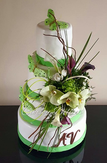 Wedding Cake by Cariou Délices