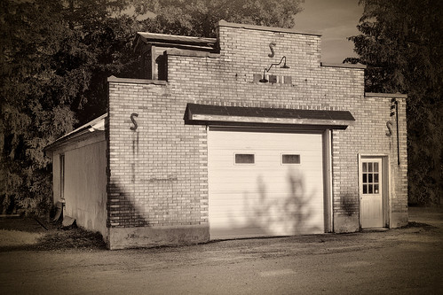 old ontario building brick garage historic faded floradale
