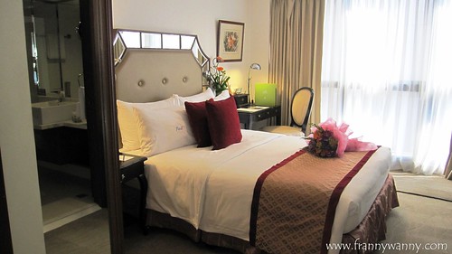 discovery suites ortigas 6