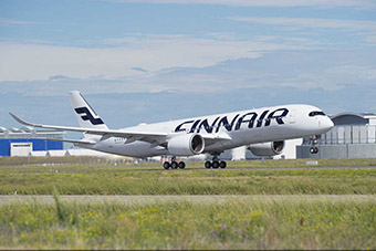 Finnair A350-900 take off (Airbus)