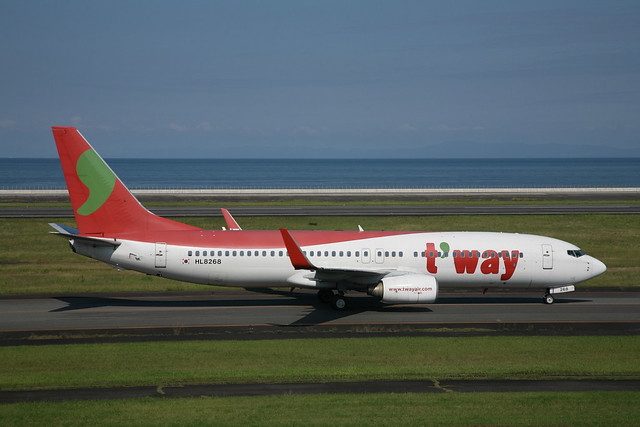 T'way Airlines HL8268