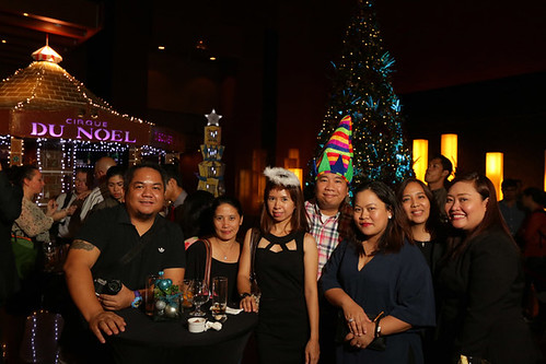 Christmas tree lighting at Discovery Suites Ortigas