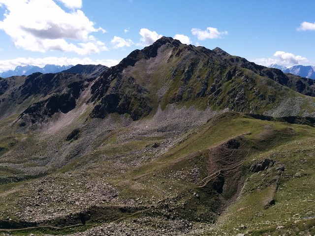 Ausblick vom Gipfel des Knebelstein