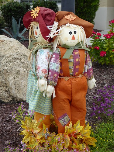 florida thevillages decoration dolls scarecrows