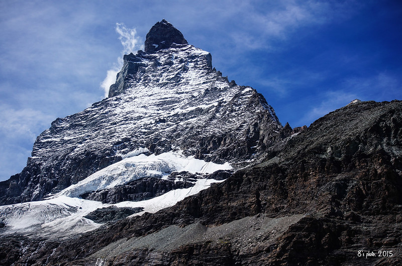 Matterhorn 與山腳下的 Hörnlihütte