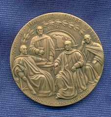 Johns Hoplins medal4