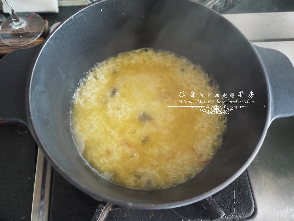 孤身廚房-蕃茄橄欖燴雞肉佐番紅花香米30