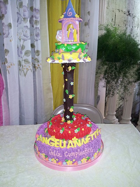 Rapunzel Cake by Factory Cakes