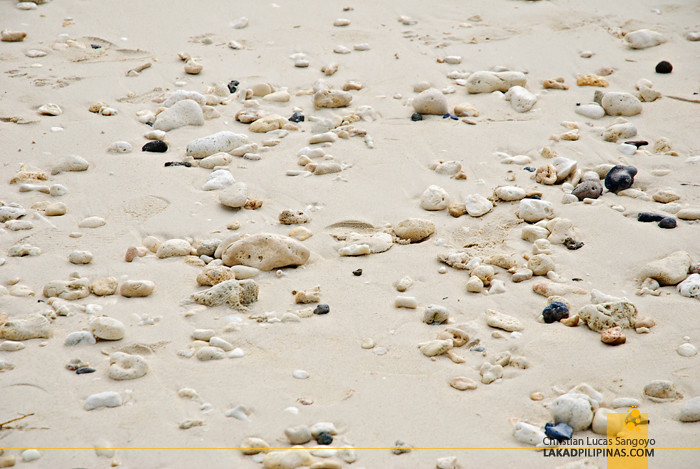 Diniwid Beach Sand in Boracay